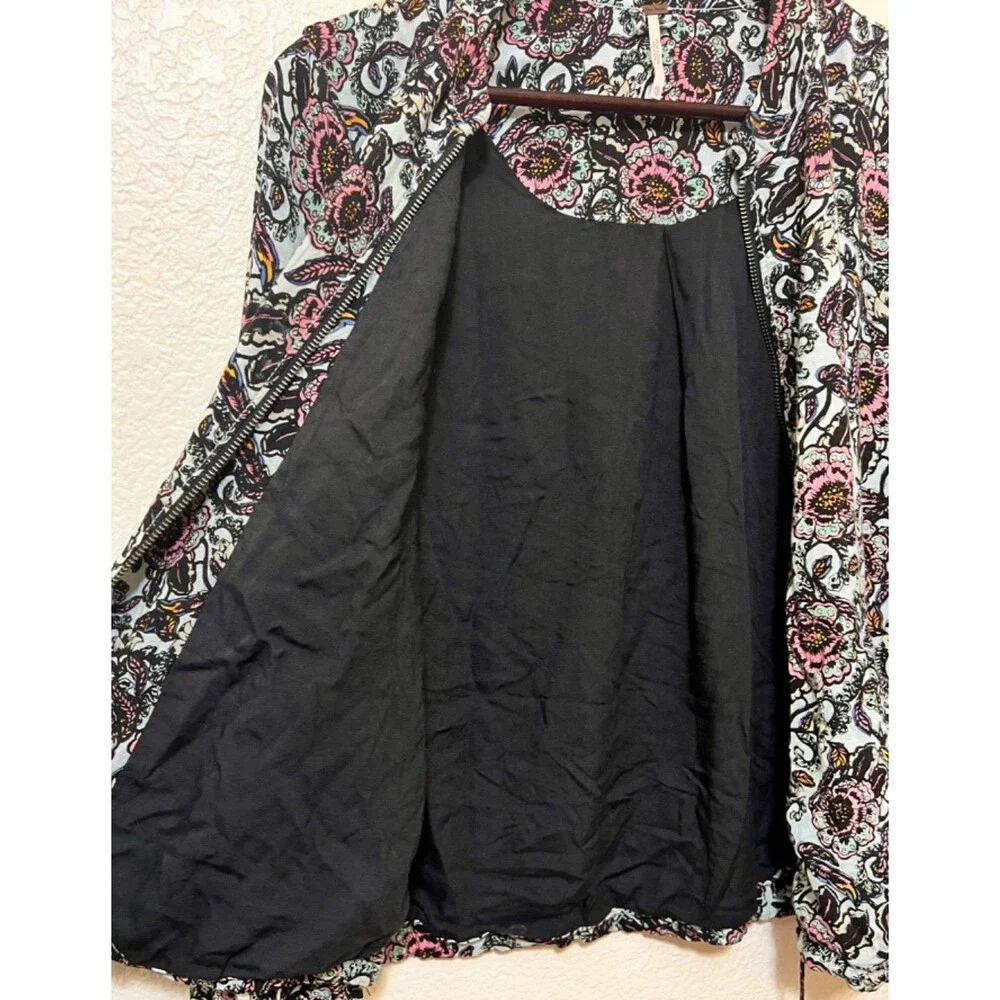 FREE PEOPLE Floral Soft Print Lined Balloon Sleeve Bomber Jacket Boho Preppy XS - Picture 5 of 9